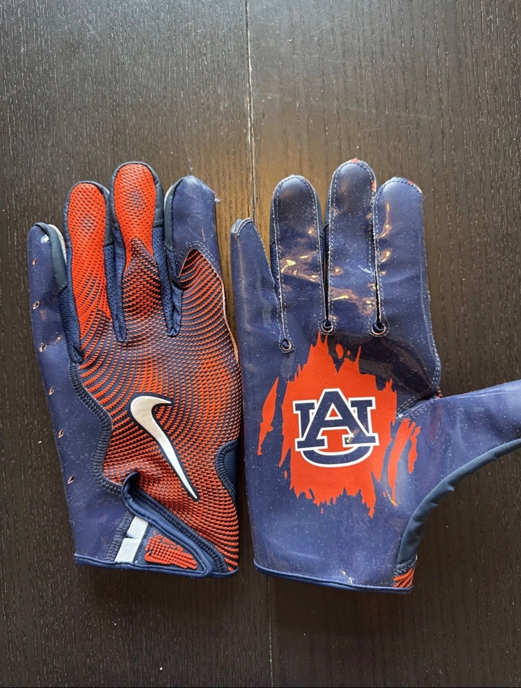 NCAA AU FOOTBALL GLOVE(S)