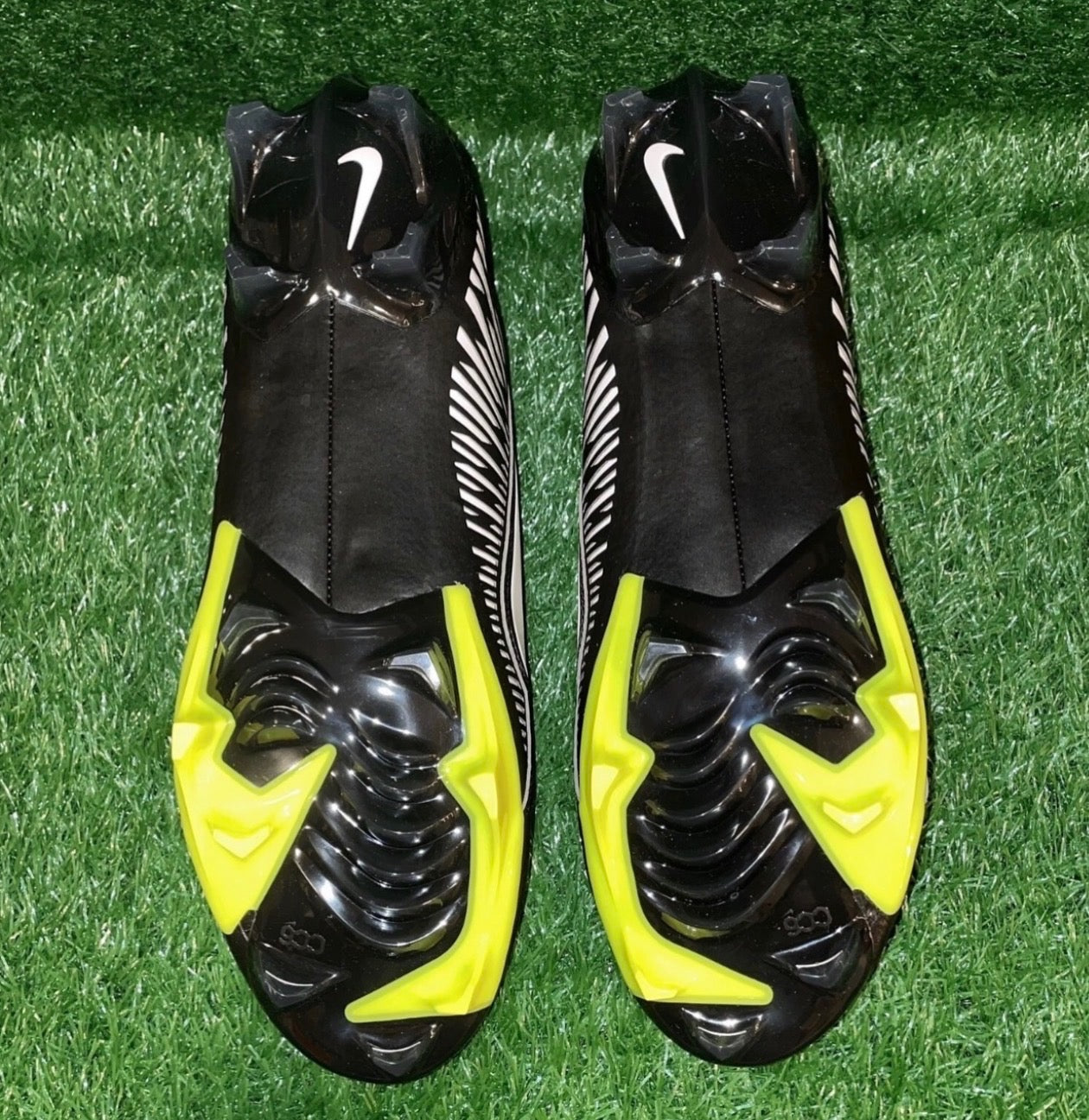 Nike Vapor Edge 360 VC Vapor Carbon Football Cleats
