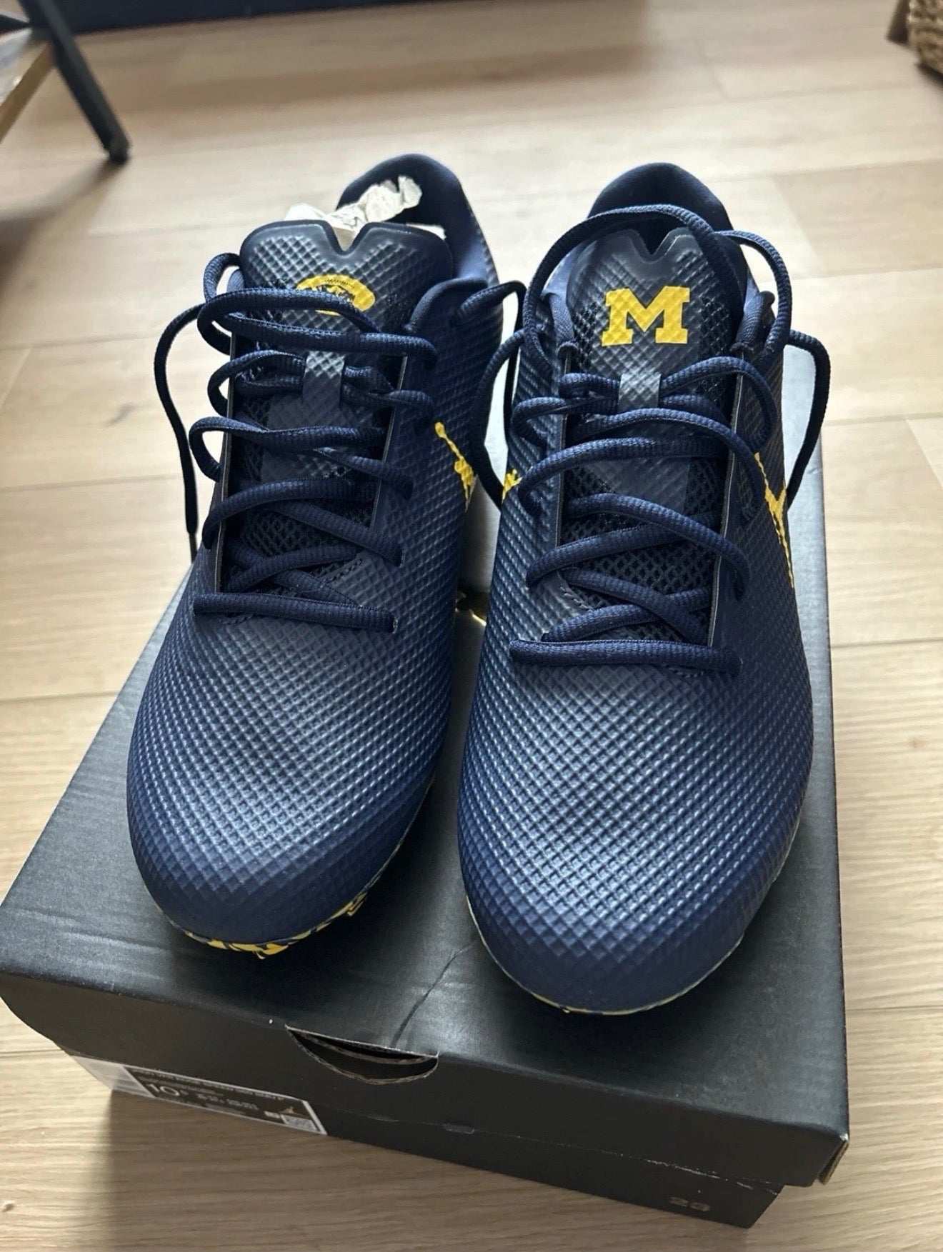 NCAA UM FOOTBALL CLEATS